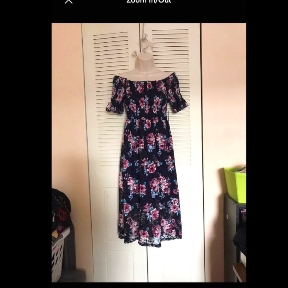 Women Fashion Smocked Off the Shoulder Dress M
